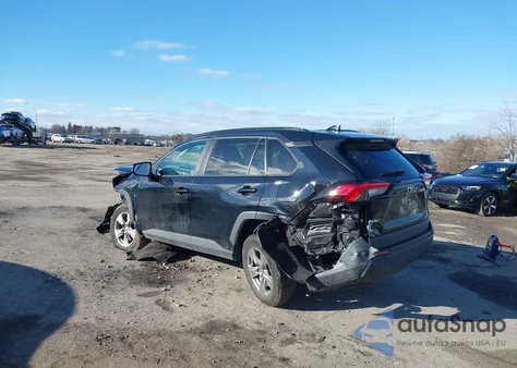 2022 Toyota Rav4 Xle z USA, uszkodzony, nr VIN 2T3P1RFVXNW272481